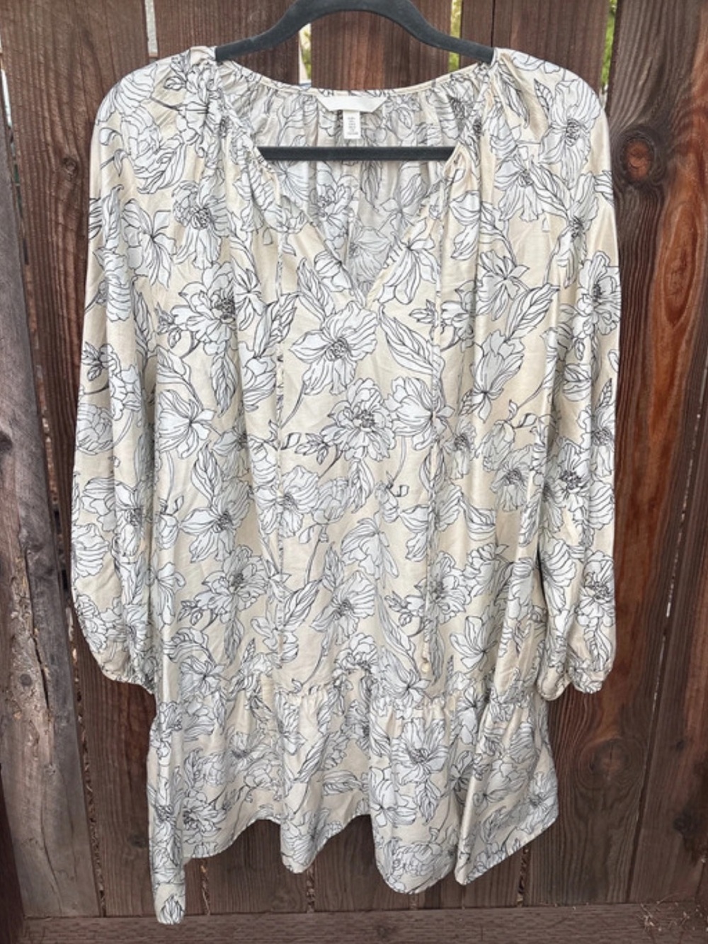 H&M Cream Floral V-Neck Peasant Blouse